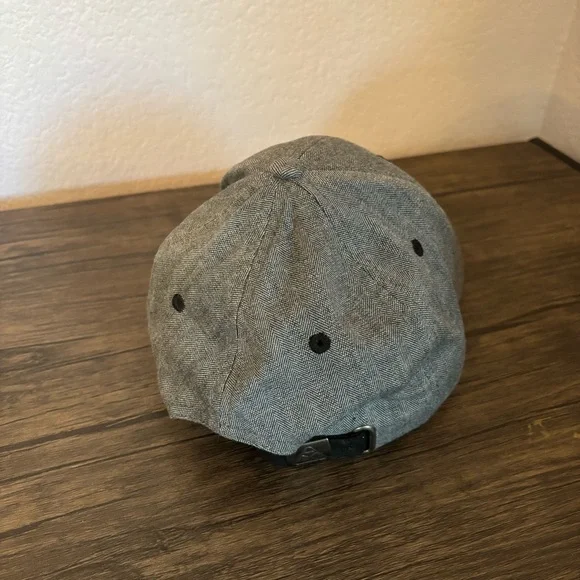 hat - Picture 2 of 4